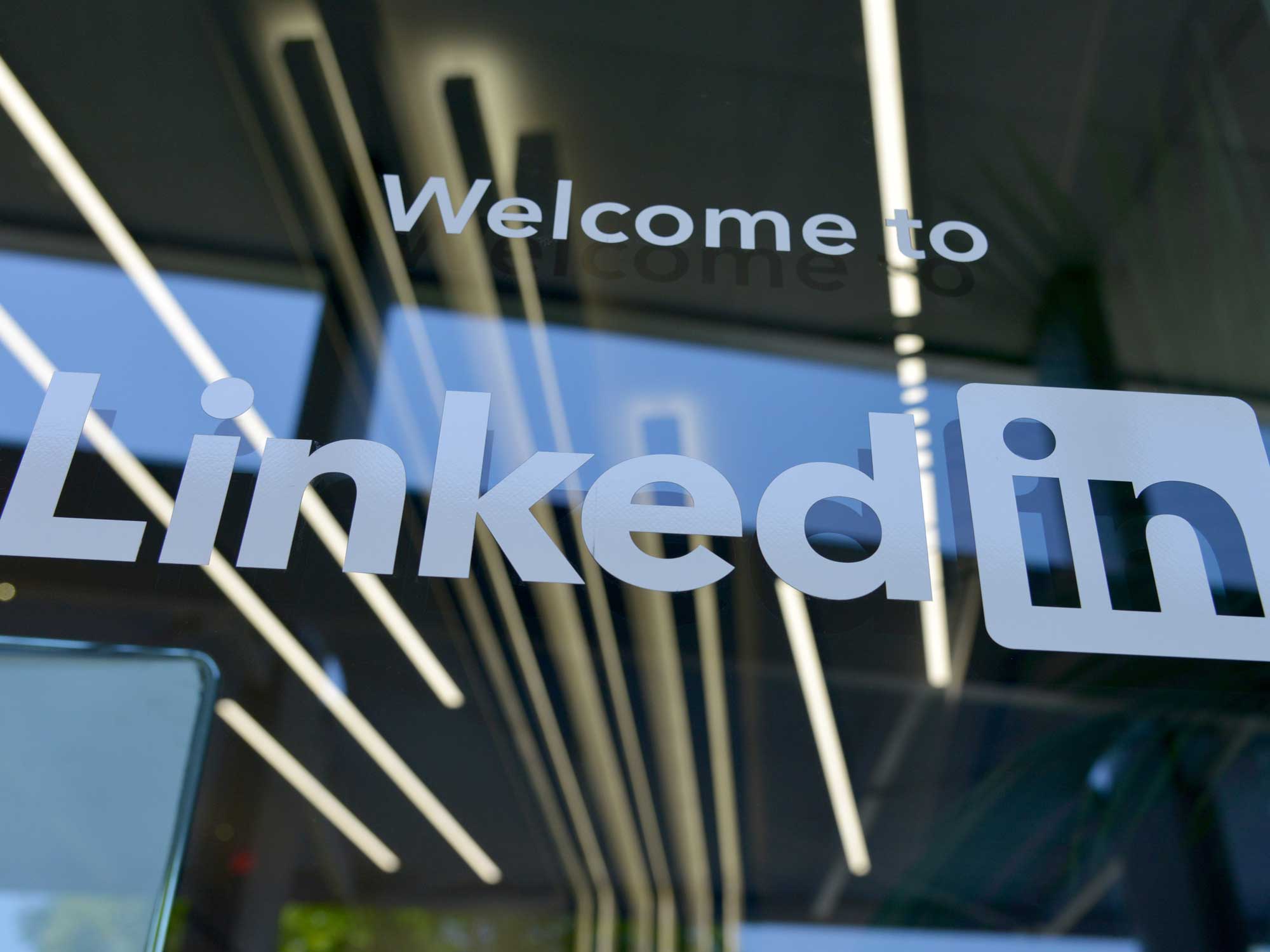 Les nouveautes LinkedIn pour les entreprises- Agence Sharing